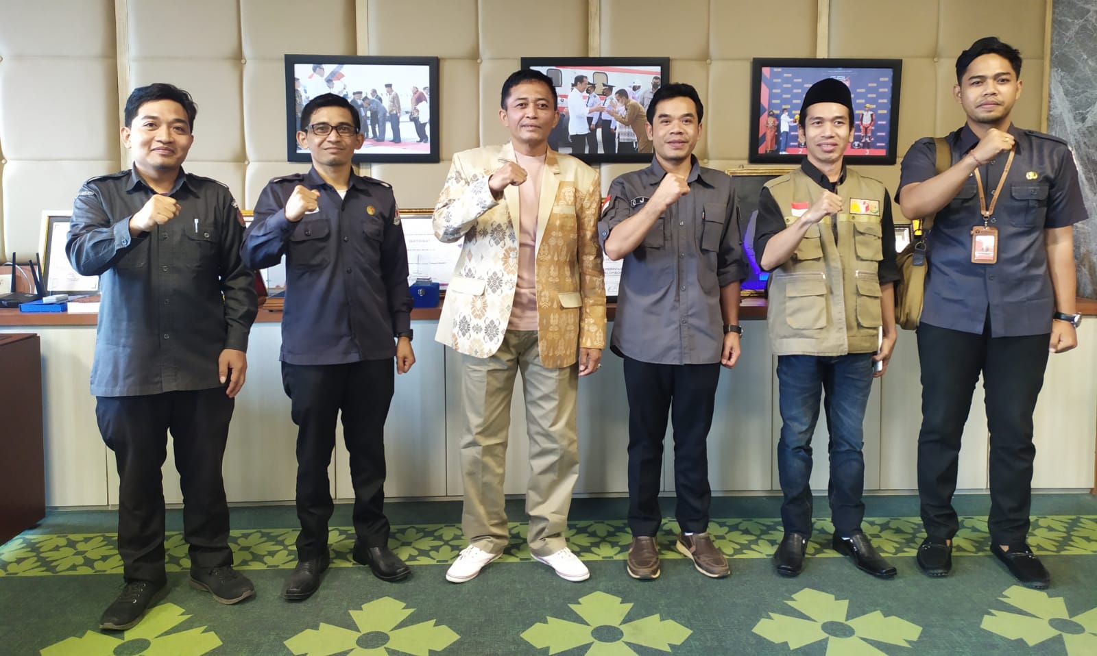 Jamu Pimpinan Bawaslu, Bupati Lombok Tengah Dukung Pengawasan Netralitas ASN