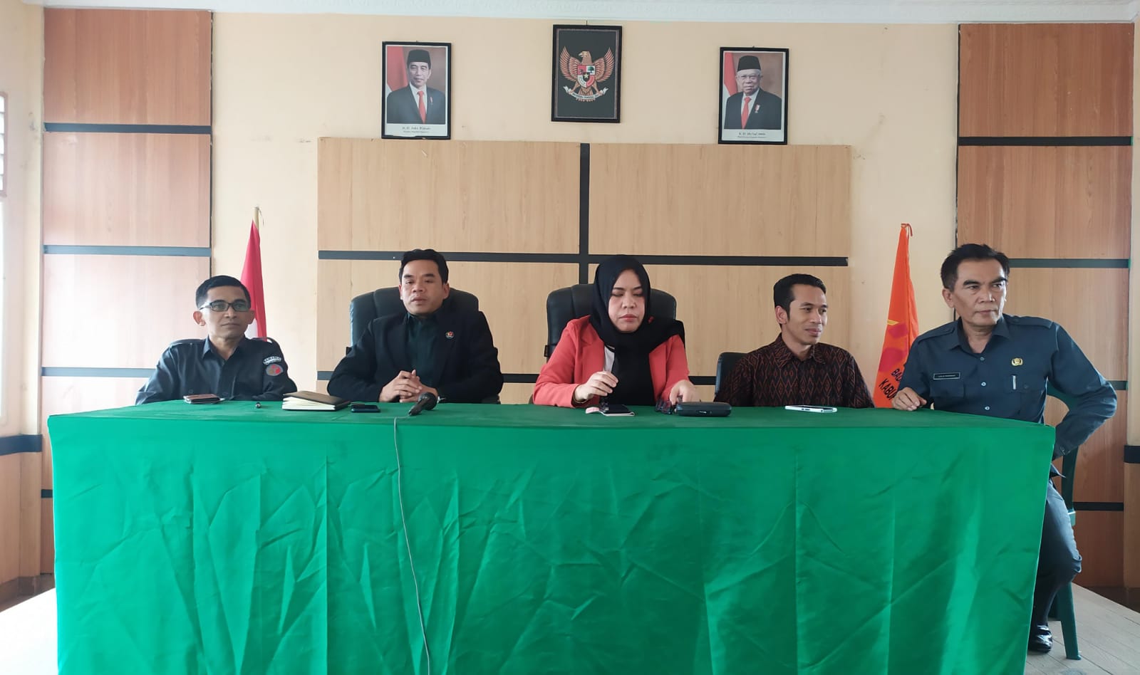 Bawaslu Lombok Tengah Gelar Rakor Penyelesaian Sengketa Hasil Verifikasi Administrasi Pencermatan DCT