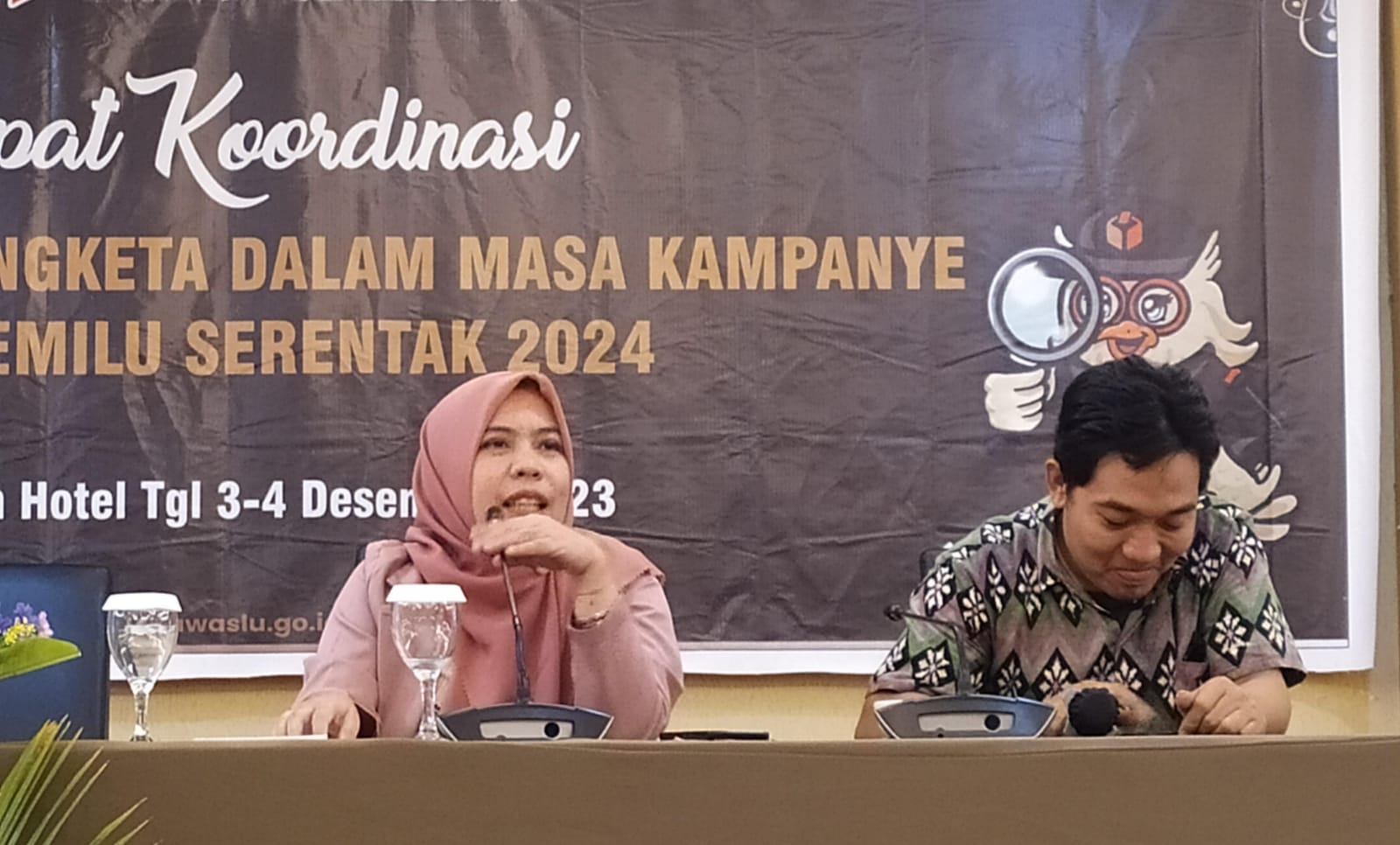 Baiq Husnawaty Beri Pengarahan Panwascam Terkait Sengketa Pemilu