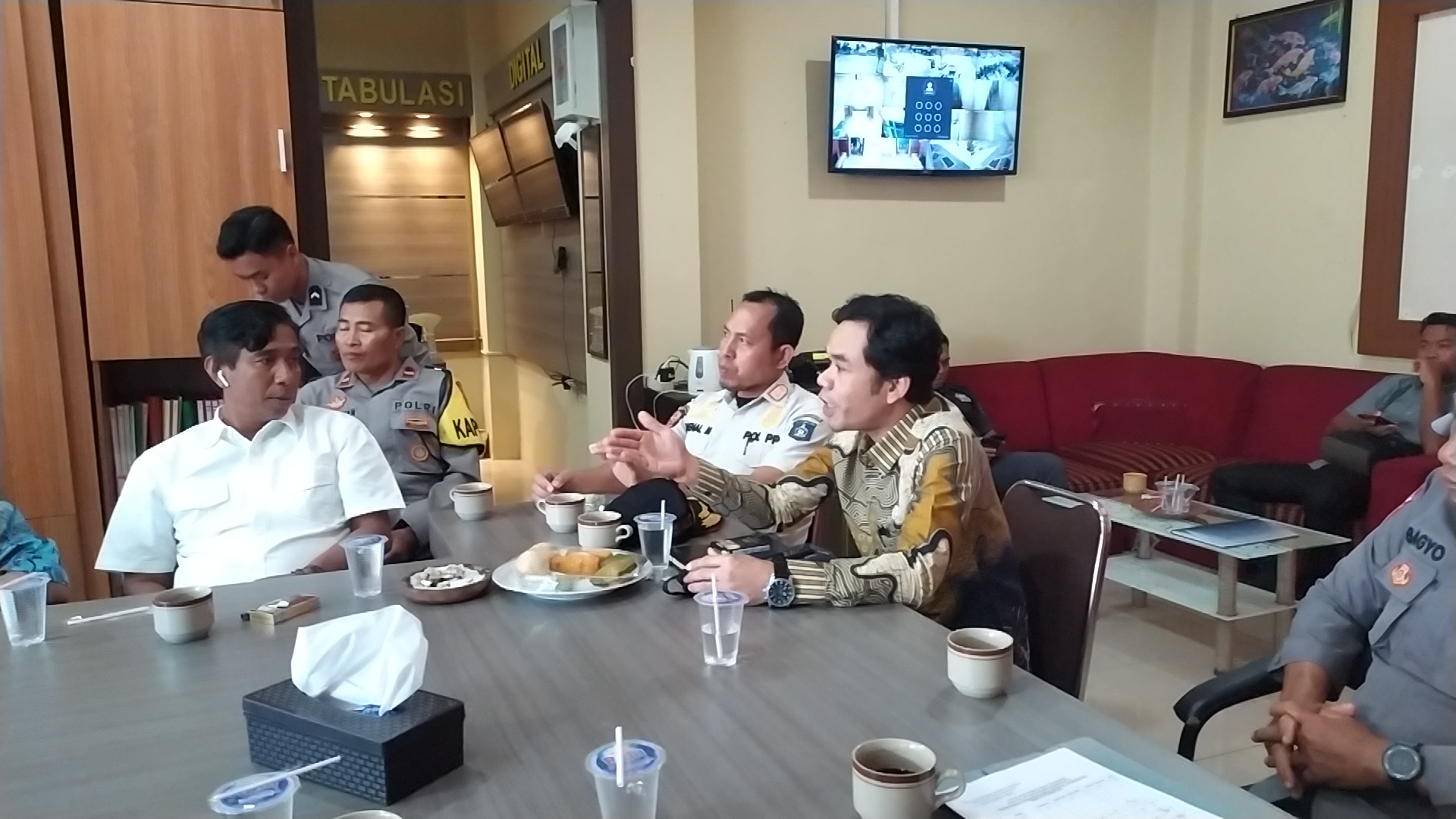 Hadiri Rapat Lintas Sektoral, Ketua Bawaslu Lombok Tengah Tegaskan Kerawanan Pasca Penetapan DCT