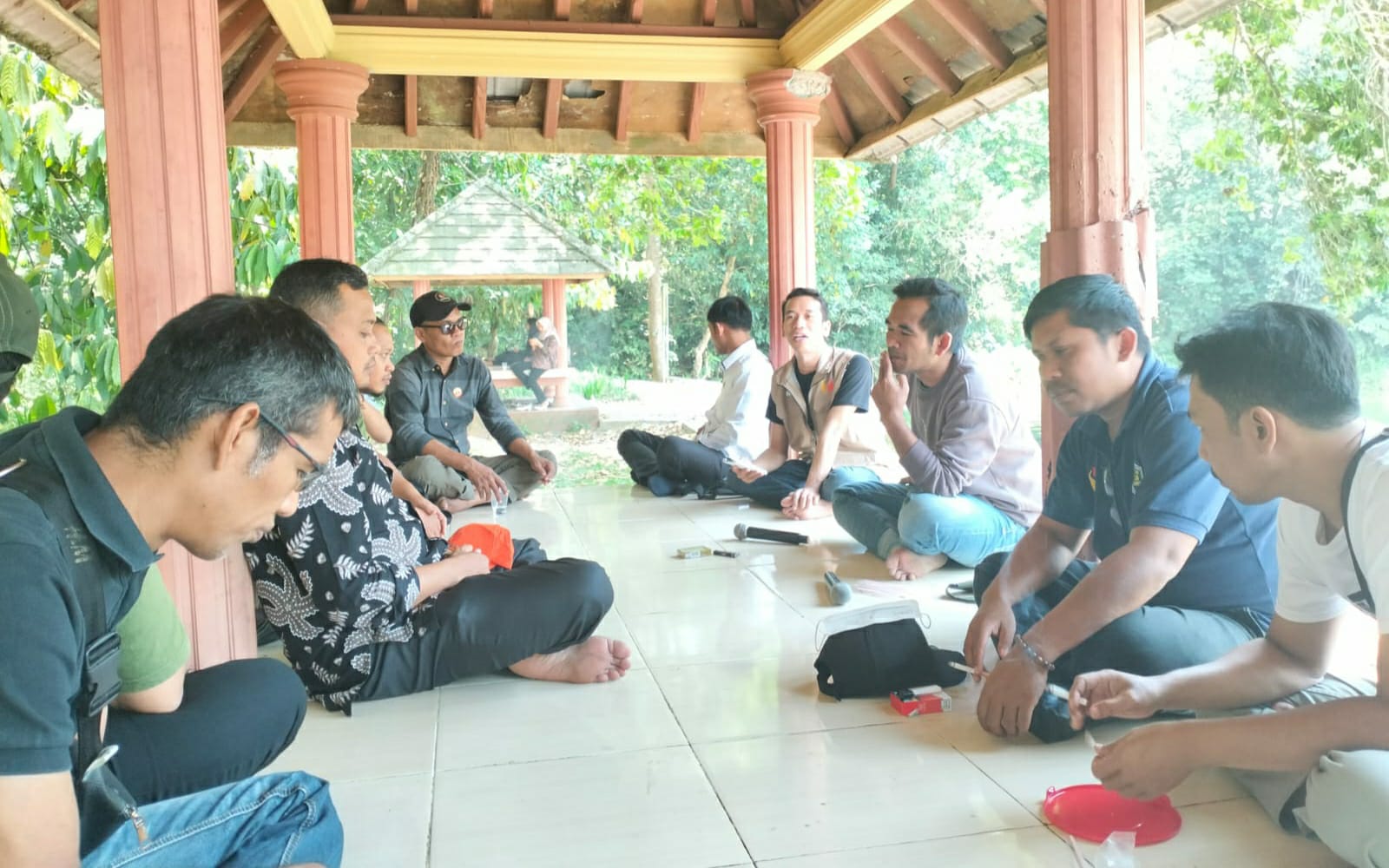 Perkuat Kelembagaan Panwascam, Bawaslu Lombok Tengah Gelar Rapat Kerja