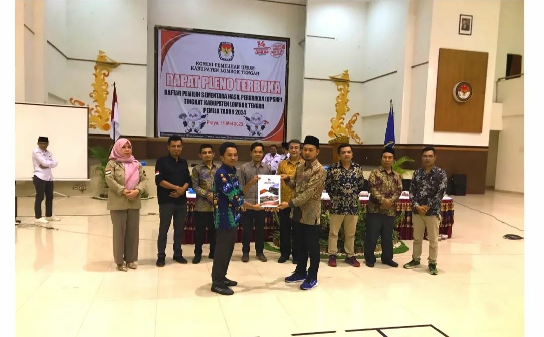 Bawaslu Lombok Tengah menghadiri Rapat Pleno DPSHP
