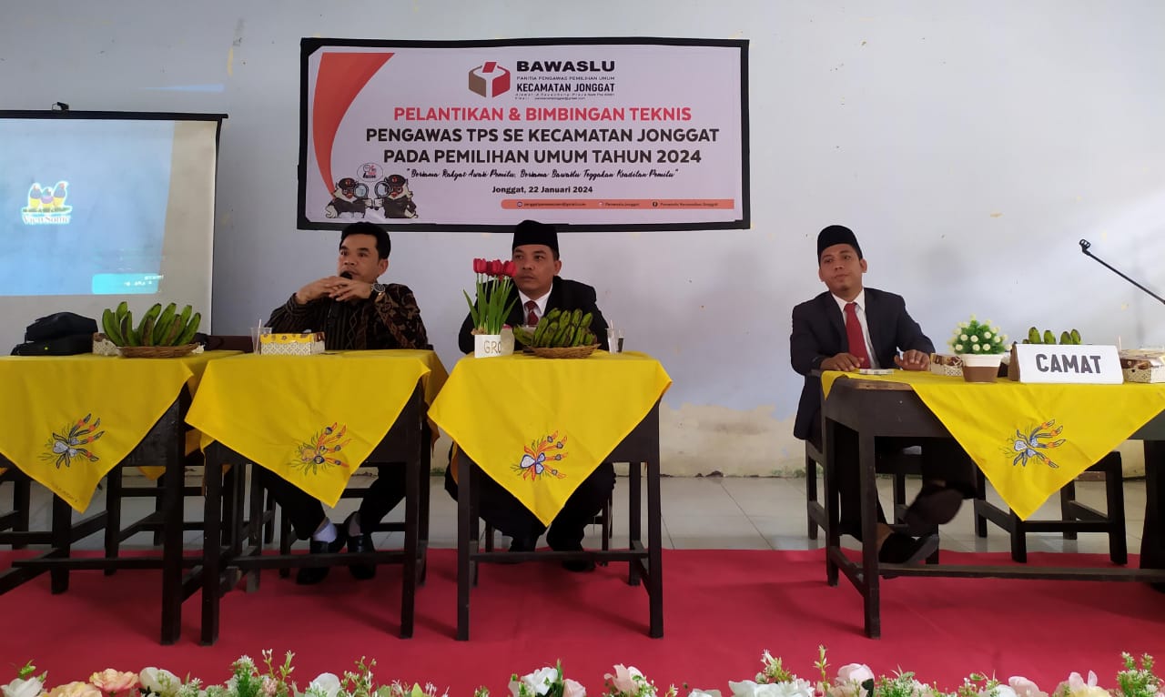 Ketua Bawaslu Kabupten Lombok Tengah Hadiri Pelantikan PTPS Kecamatan Jonggat
