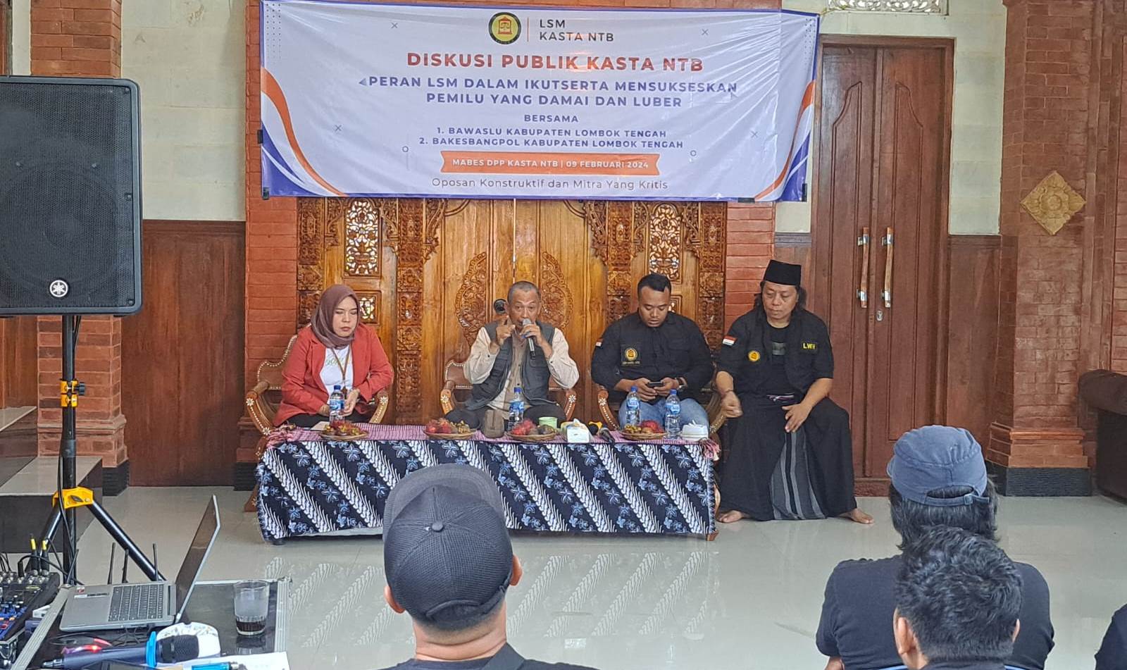 Bawaslu Lombok Tengah Hadiri Diskusi LSM Kasta NTB