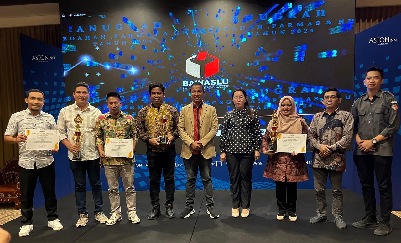 Bawaslu Lombok Tengah Raih Penghargaan Penguatan Kelembagaan dan Pengawasan Terbaik