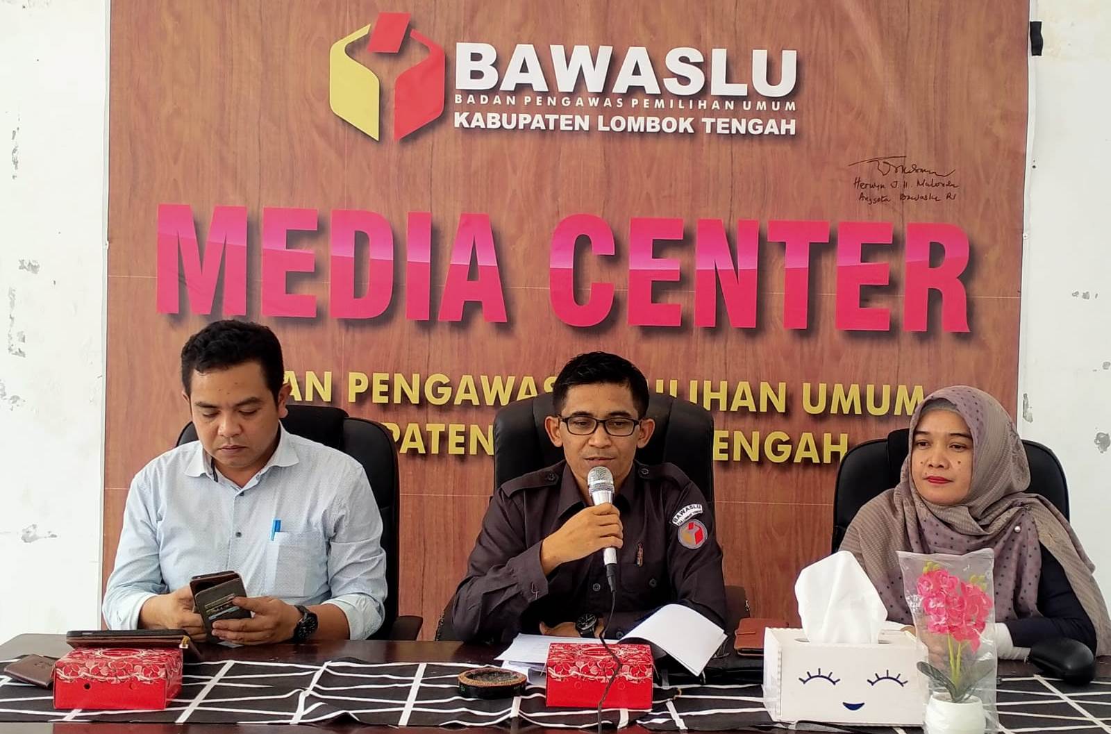 Bawaslu Lombok Tengah Gelar Rapat Koordinasi Pengawasan Penyusunan DPTb dan DPK Pemilu 2024 Bersama KPU dan Panwascam