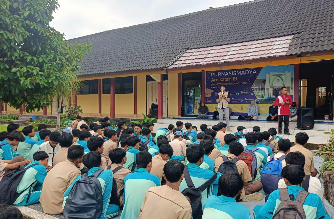 Acara Sosialisasi pengawasan partisipatif di lingkungan SMAN 1 Batukliang, Sabtu (22/02).