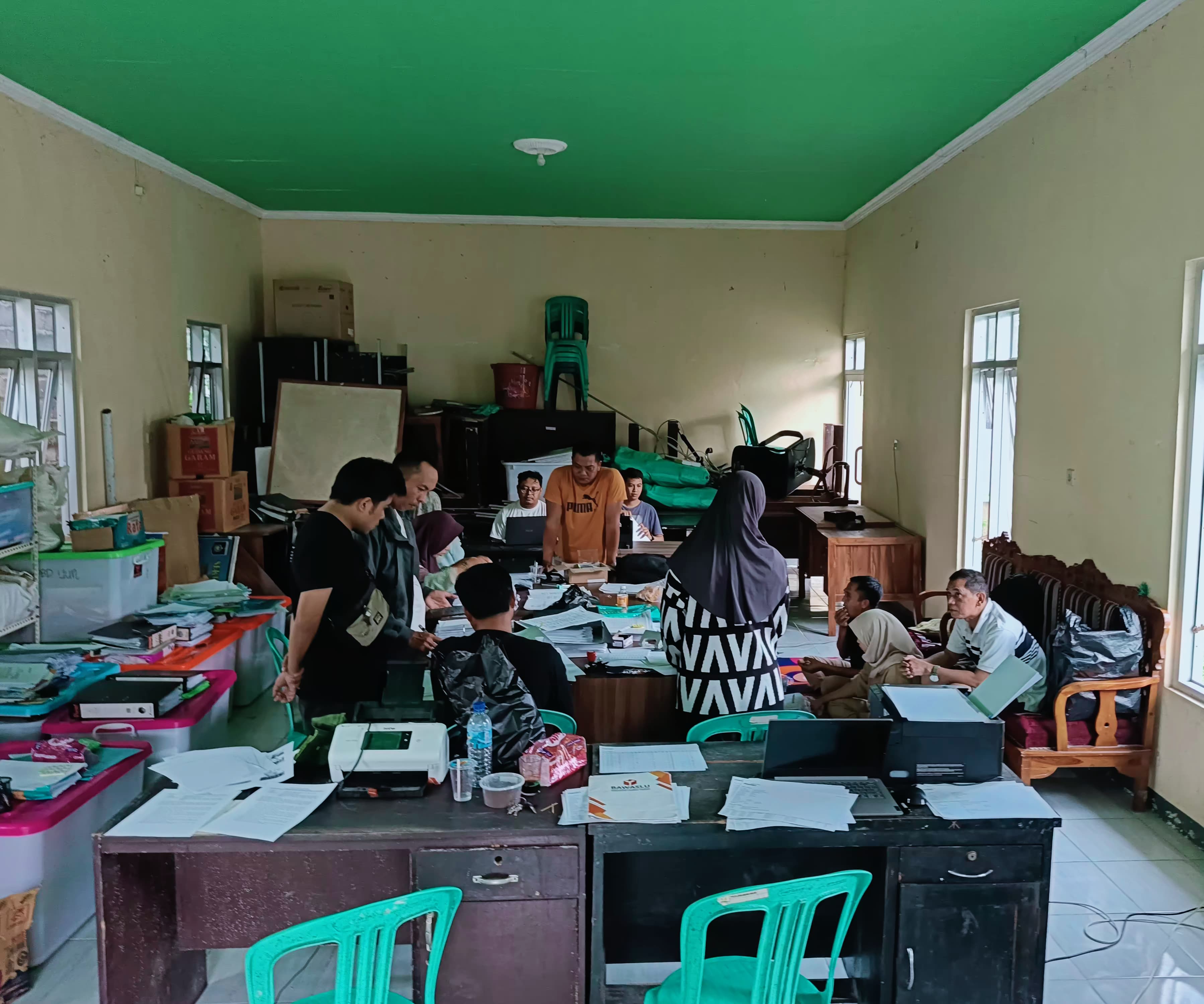 Bawaslu Lombok Tengah Siapkan Berkas Administrasi Jelang Pemeriksaan BPK RI