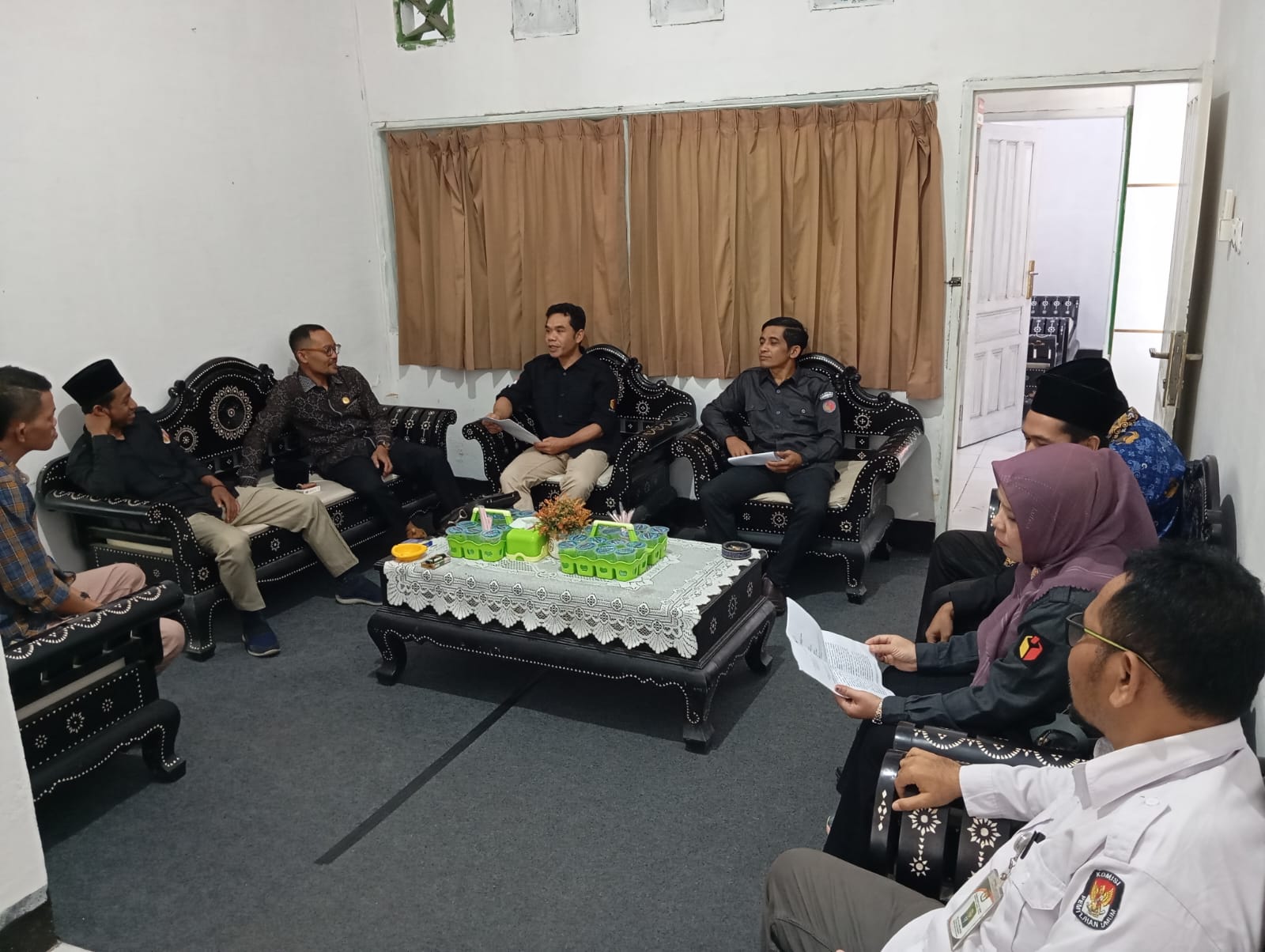 Lakukan Pengawasan Pemutakhiran Data Partai Politik, Bawaslu Lombok Tengah Koordinasi Dengan KPU