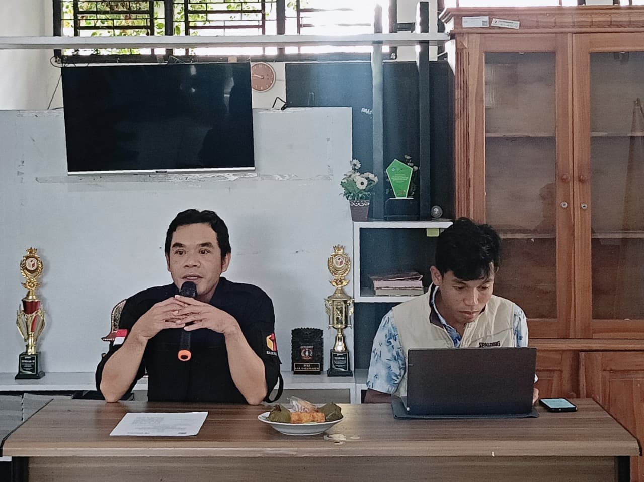 Bawaslu Lombok Tengah Teken MoU dengan PDB, Dorong Demokrasi Substantif
