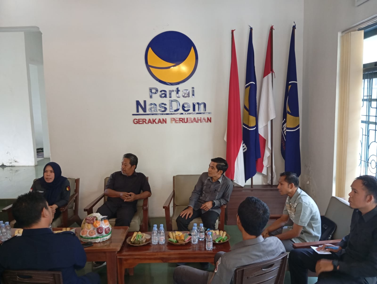 Bawaslu Kabupaten Lombok Tengah menggelar kegiatan Konsolidasi Demokrasi bersama Dewan Pengurus Cabang (DPC) Partai NasDem Kabupaten Lombok Tengah, Senin (27/07).