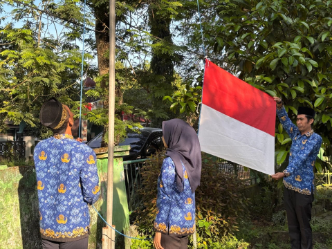 Upacara Peringatan Hari Lahir Pancasila, Ketua Bawaslu Lombok Tengah Tekankan Nilai Integritas Dalam Bekerja