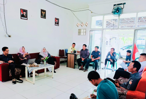 Gelar Diskusi Penanganan Pelanggaran, Pimpinan Bawaslu Lombok Tengah Minta Jajaran Staf Siap Mengawasi Tahapan Pemilu Selanjutnya