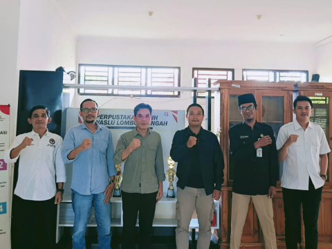 Bawaslu Lombok Tengah Terima kunjungan KPU Bahas PDPB