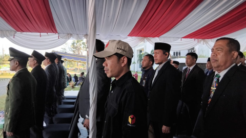 Hadiri Upacara Hari Bhayangkara ke-79, Bawaslu Lombok Tengah Tegaskan Komitmen Jaga Demokrasi