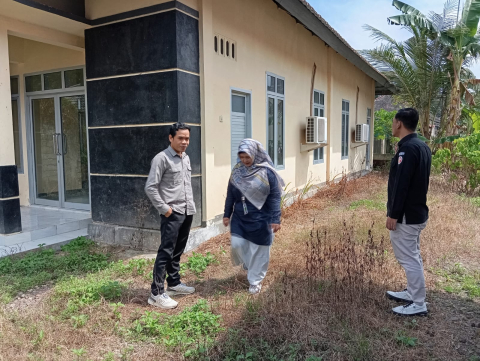 Ketua Bawaslu Lombok Tengah Tinjau Kantor Baru Usai Penandatanganan BAST