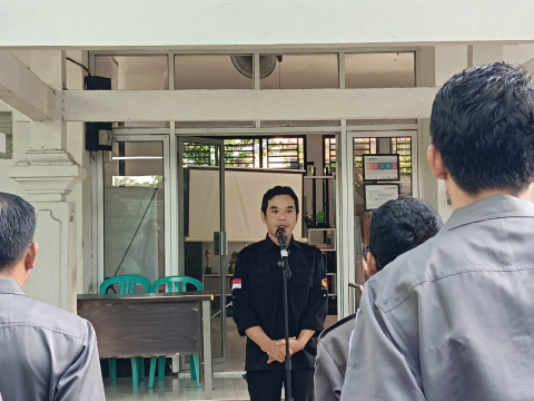 Bawaslu Kabupaten Lombok Tengah Gelar Apel Pagi, Ketua Tekankan Tertib Administrasi