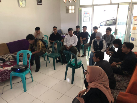  Bawaslu Kabupaten Lombok Tengah menerima audiensi pengurus Lembaga Pemantau Pemilu Perisai Demokrasi Bangsa (PDB), Selasa (06/01).