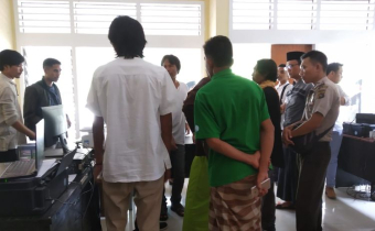 Warga Tuntut Caleg Golkar yang Melanggar Dimasukkan Kembali ke DCT
