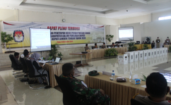 Rapat Pleno Terbuka Rekapitulasi dan Penetapan Hasil Penghitungan Suara Tingkat Kabupaten dalam Pemilihan Bupati dan Wakil Bupati Kab. Loteng Tahun 2020
