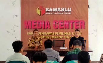 Bawaslu Lombok Tengah Gelar Rapat Persiapan Pelantikan PTPS