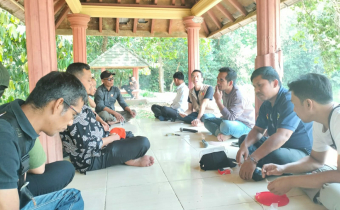Bawaslu Lombok Tengah Gelar Rakor Bahas Penertiban APK di Masa Tenang