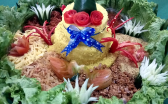 Syukuran Nasi Tumpeng Bawaslu Lombok Tengah