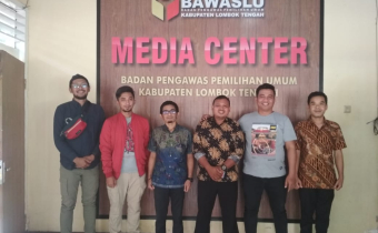 Kunjungan Tim Sekretariat Bawaslu RI dalam rangka Review SOP dan Analisis Data
