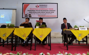 Ketua Bawaslu Kabupten Lombok Tengah Hadiri Pelantikan PTPS Kecamatan Jonggat