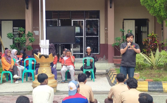 Bawaslu Lombok Tengah Berikan Pendidikan Pemilu Kepada Siswa SMKN 2 Praya Tengah