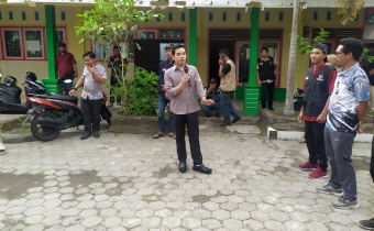 Ketua Bawaslu Lombok Tengah Pimpin Langsung Simulasi Pemungutan Suara