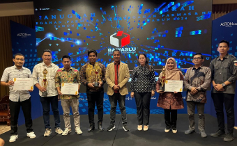 Bawaslu Lombok Tengah Raih Penghargaan Penguatan Kelembagaan dan Pengawasan Terbaik
