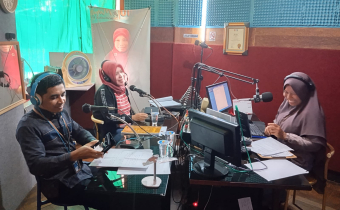 Hadiri Talkshow Radio, Bawaslu Lombok Tengah Sosialisasikan Aturan Kampanye