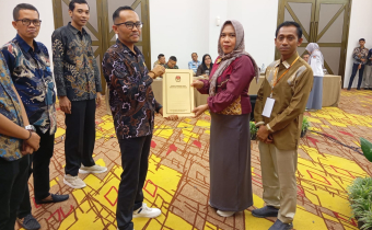 Bawaslu Lombok Tengah Hadiri Rapat Pleno calon Bupati dan Wakil Bupati Terpilih