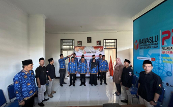 Delapan PPPK Bawaslu Lombok Tengah Resmi Dilantik Secara Daring