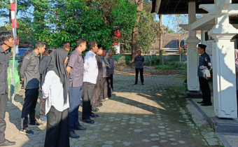 Gelar Apel Pagi, Bawaslu Lombok Tengah Siapkan Perayaan HUT RI ke-80