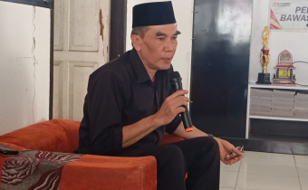 Kepala Sekretariat Bawaslu Lombok Tengah Minta Jajaran Staf Jaga Kinerja Ditengah Penerapan WFA