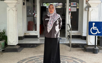 Bertindak Sebagai Pembina Apel Pagi, Baiq Husnawaty Tekankan Publikasi Hasil Pengawasan PDPB