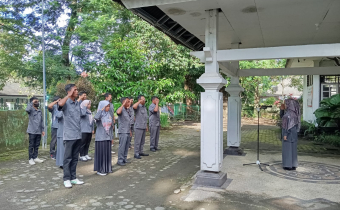 Sambut Tahun Baru 2026, Bawaslu Lombok Tengah Perkuat Semangat Kerja Lewat Apel Perdana