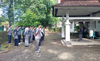 Lewat Apel Pagi, Bawaslu Lombok Tengah Perkuat Koordinasi Internal Lembaga